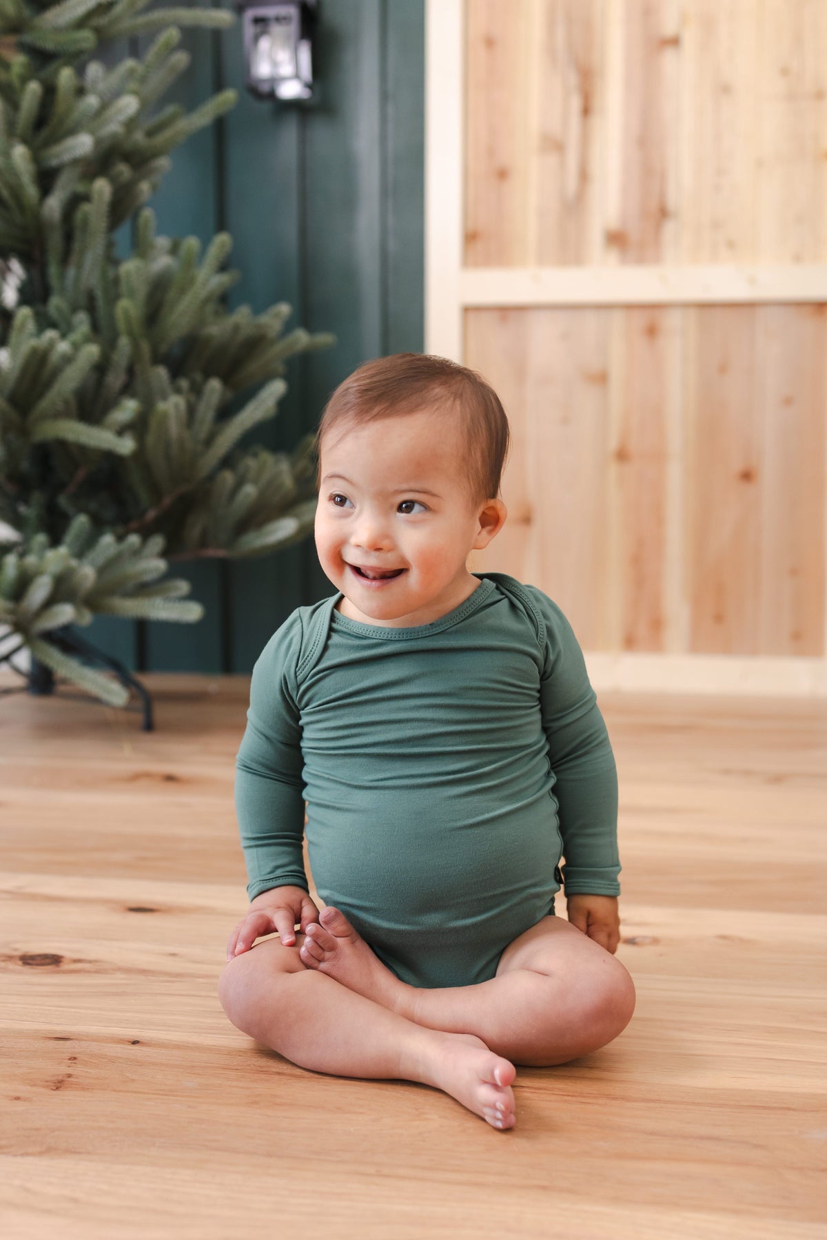 Long Sleeve Bodysuit in Pine